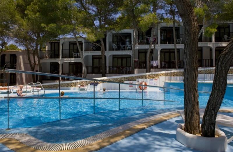 โฮเต็ล-อปาร์ตาเมนโตส ซอล ปาร์ก Aparthotel ซอนปาร์ก ภายนอก รูปภาพ